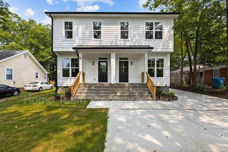 214 N Guthrie Ave — Photo 2