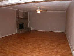 4th image of 16934 Judyleigh Dr