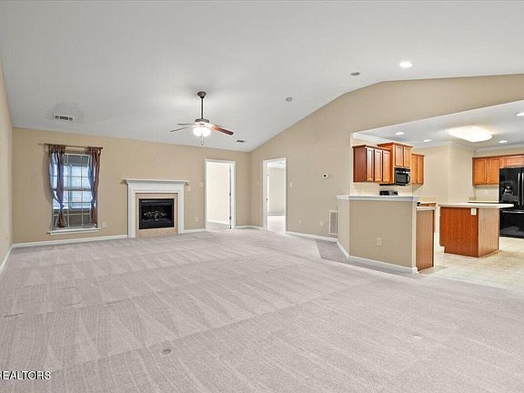 4th image of 6173 E McMillan Creek Dr