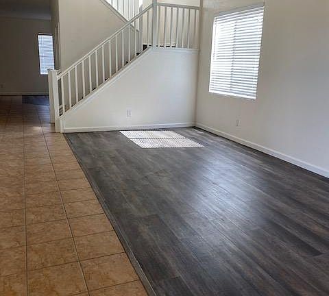 2nd image of 9487 Apricot Ct