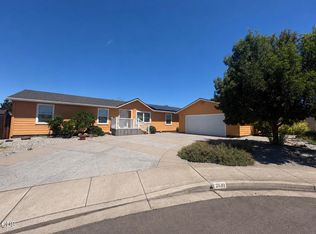 2681 Agate Mdws, White City, OR 97503