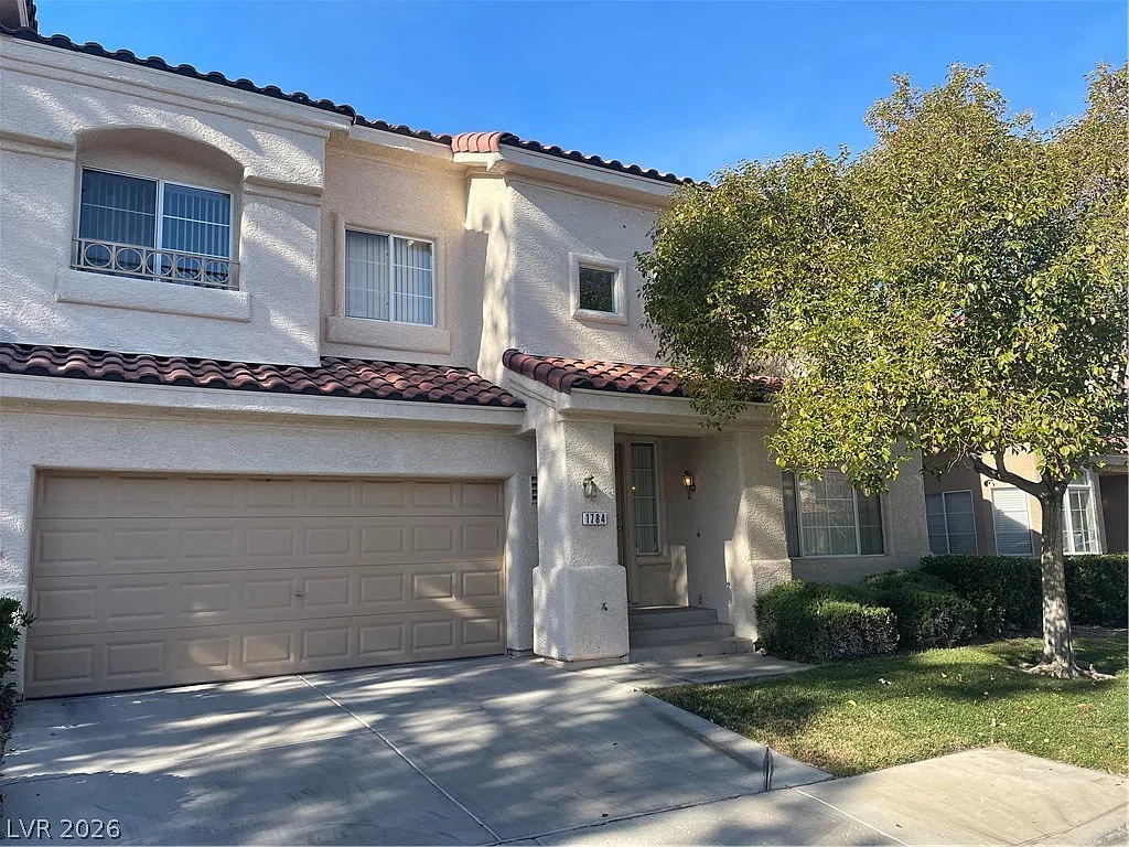 3 bed, 2.5 bath, 1925 sqft, $2,195 — Photo 1