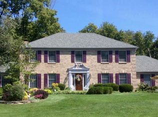1296 W Eastman Ln, Hamilton Twp, OH