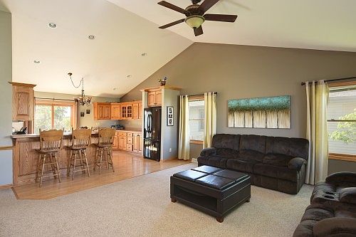 4th image of 2705 Eagles Ct