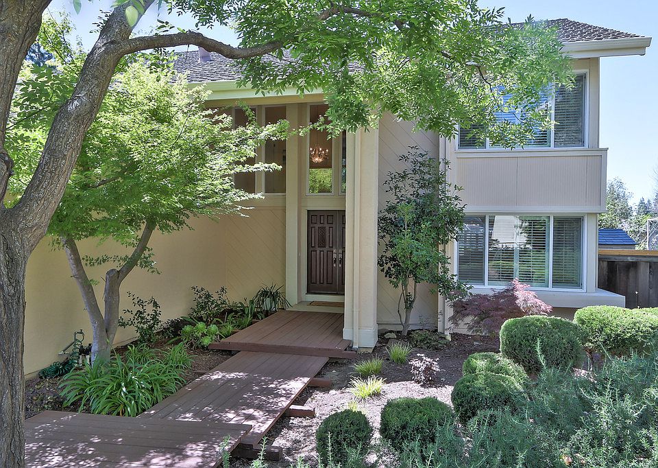 1st image of 1093 Caggiano Ct