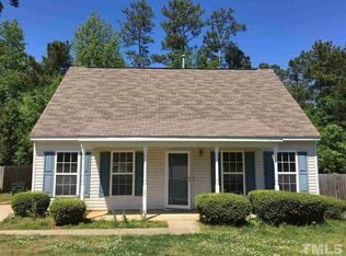 120 Red Feather Ct, Holly Springs, NC 27540