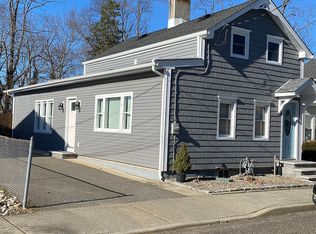 26 Monroe St, Matawan, NJ 07747