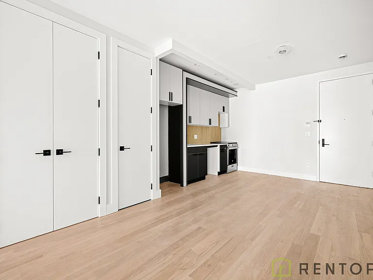 22 Frost St #202 — Photo 6