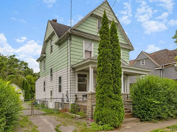 1763 Falls St, Niagara Falls, NY 14303