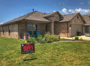 1424 Sun Dr, White Settlement, TX 76108