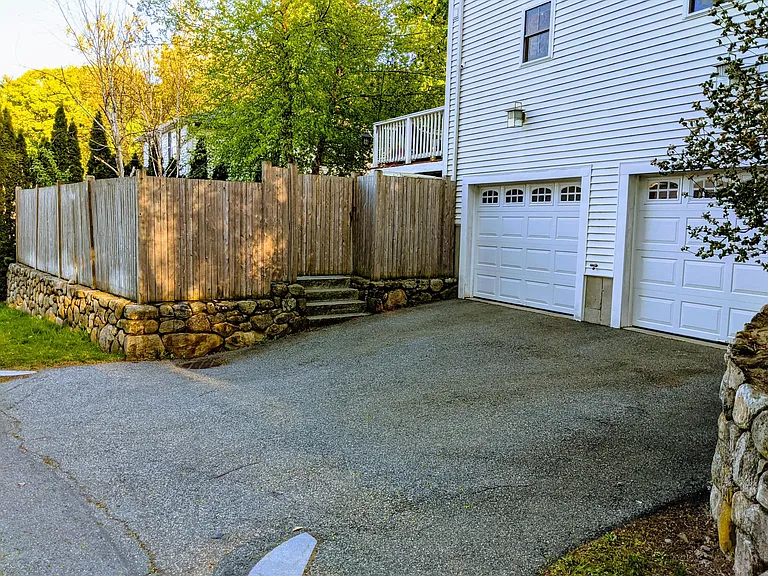 65 Seminole Ave — Photo 22