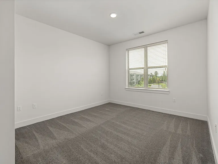 Republic Flats — Photo 53