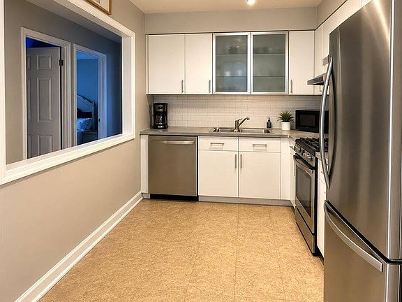 5th image of 50 Northrup Dr #185