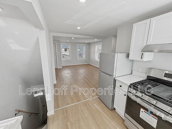5th image of 25 Hilton St Floor 2
