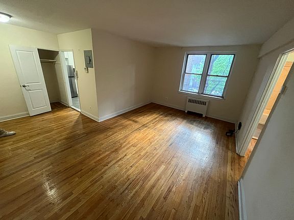 4th image of 14415 41st Ave #2A