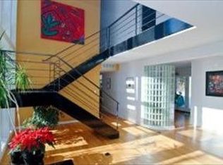 1 Kingswood Ct, Riverwoods, IL 60015