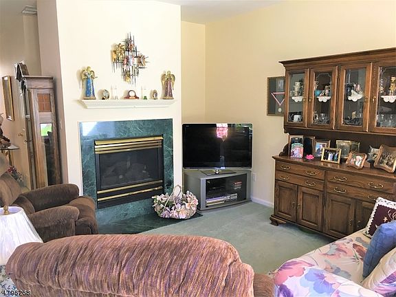 5th image of 53 Tannery Hill Dr