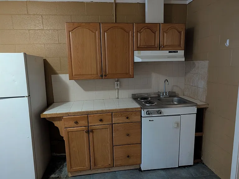 879 Emerald Bay Rd — Photo 2