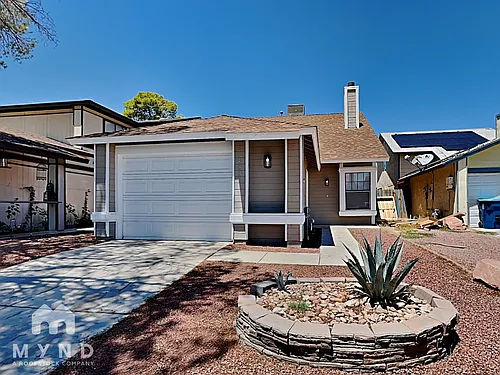 4336 Fox Point Dr Photo 1