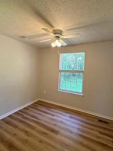 10802 Beech Creek Dr — Photo 21
