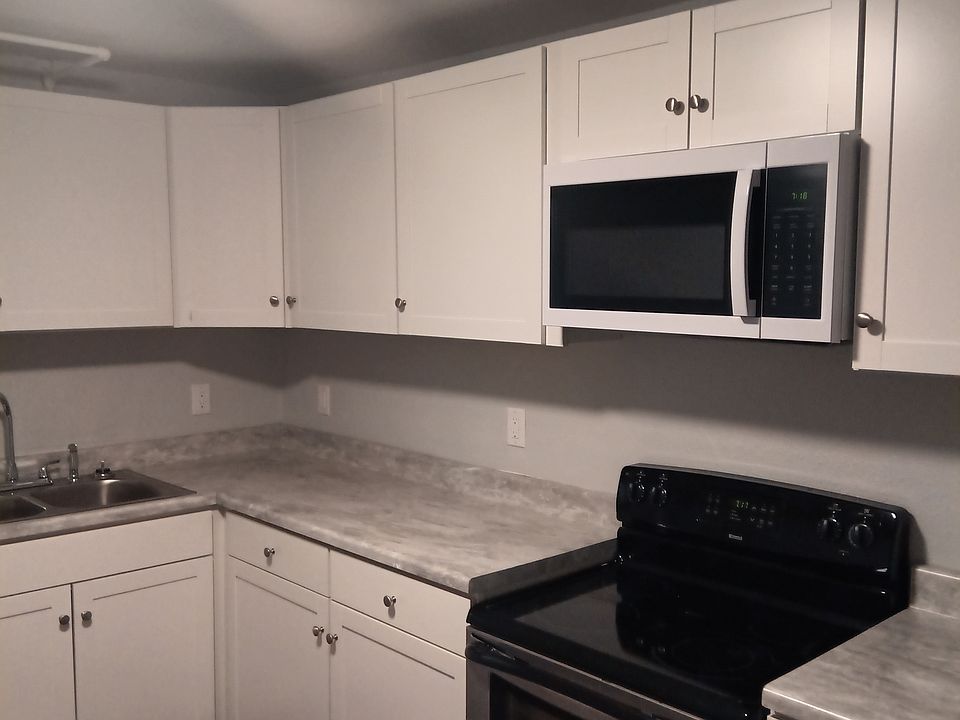 1st image of 207 Crawford St #1/2