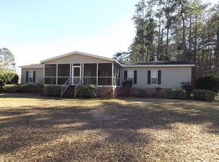 1160 Mockingbird Ln, Manning, SC 29102