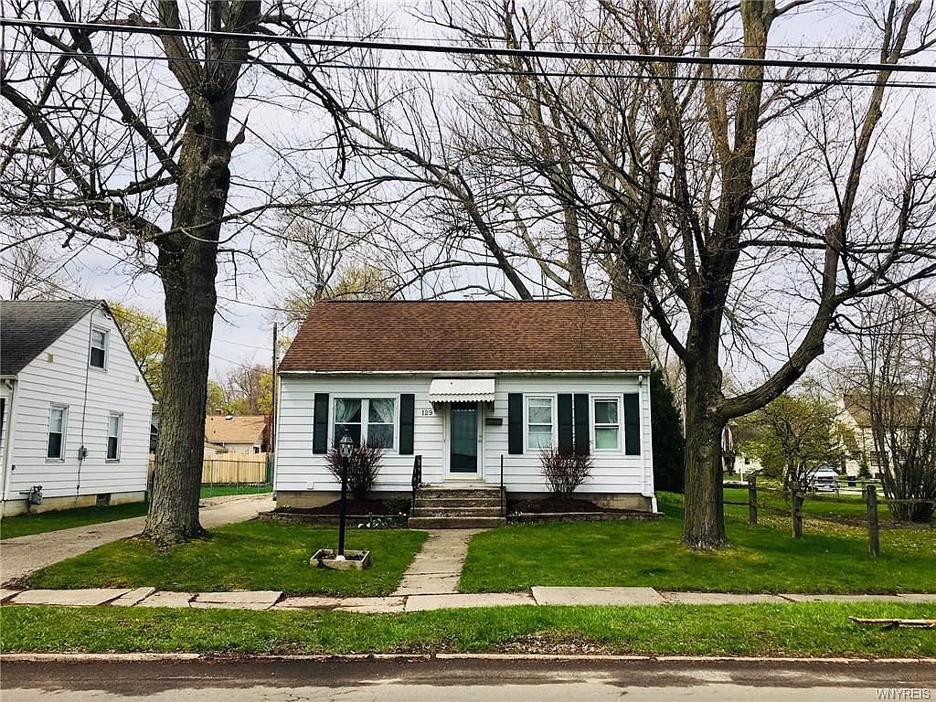 129 Beattie Ave, Lockport, NY 14094 Zillow