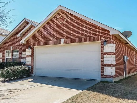 2nd image of 801 Crystal Dr