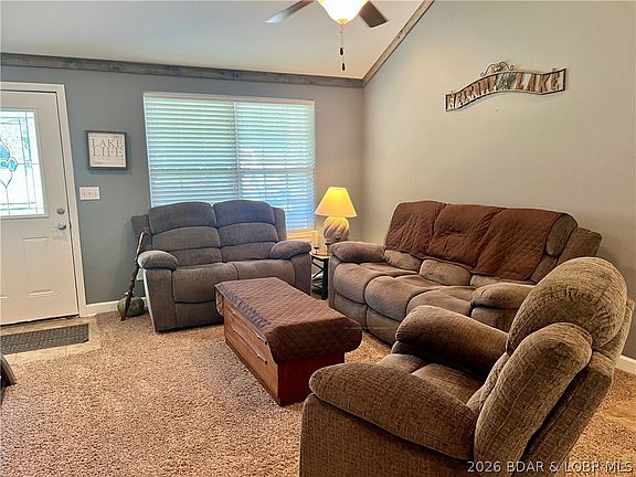 4th image of 27 Manchester Ln