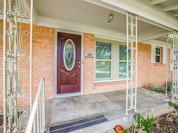4th image of 1807 Billie Dr