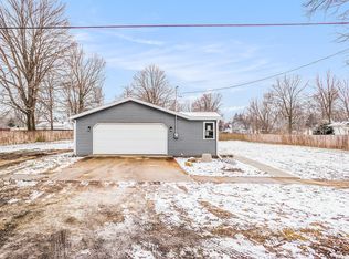 138 Sherman St, Sherwood, MI 49089