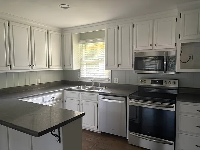 301 Jones Ave — Photo 3