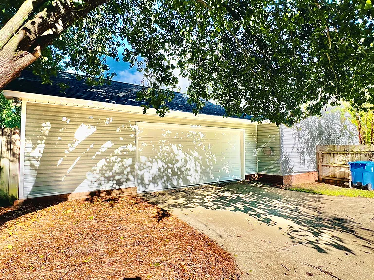 103 Darlington Cir — Photo 4