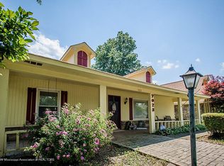 7023 Cedardale Rd, Olive Branch, MS 38654