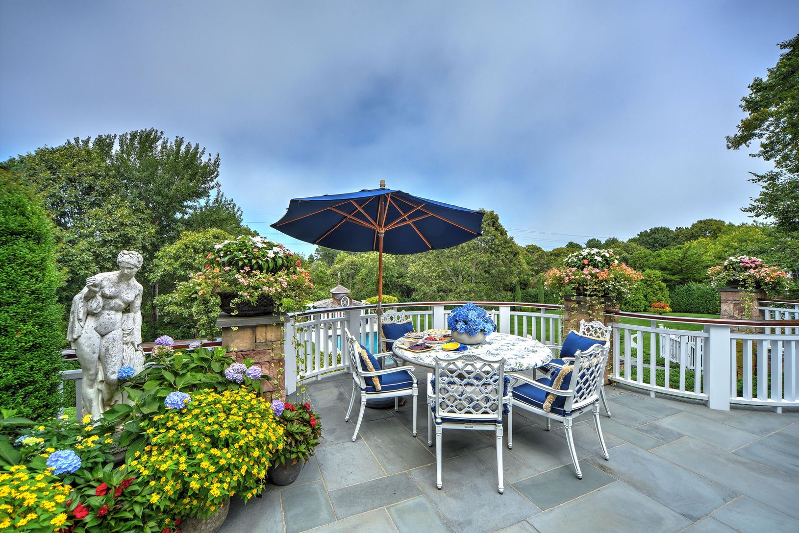 68 Ridge Rd, Southampton, NY 11968 Out East