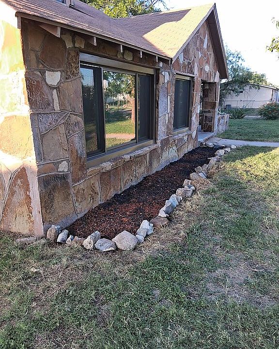 Front of House, Stonework