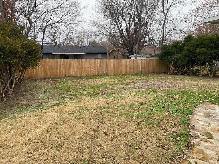 413 S Hickory Ave — Photo 29