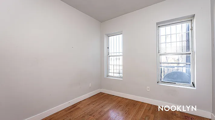 Rented by Nooklyn NYC LLC | media 23