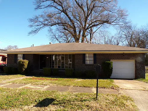 5709 Court H Photo 1