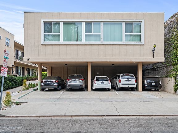 2nd image of 147 N La Peer Dr APT 6