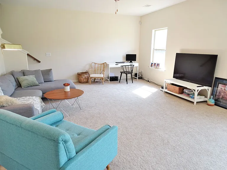 5148 Magazine Ln — Photo 9