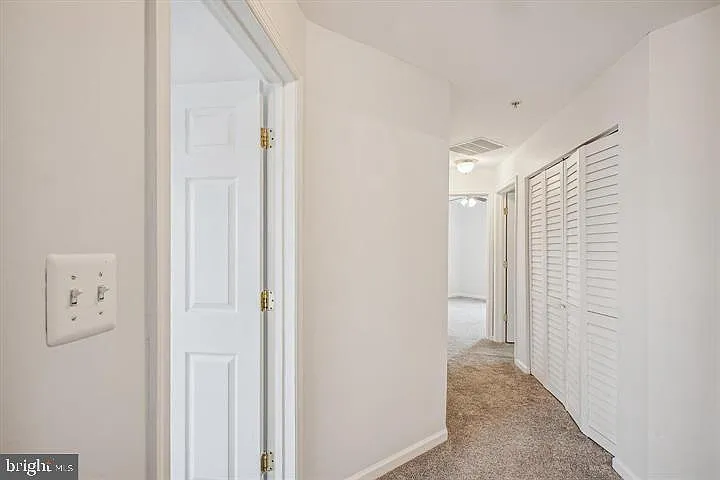 206 Heathwalk St #B — Photo 12