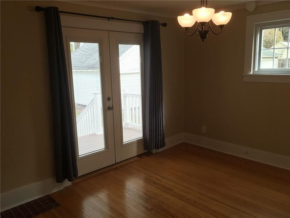 124 Dunning Ave ster NY Zillow