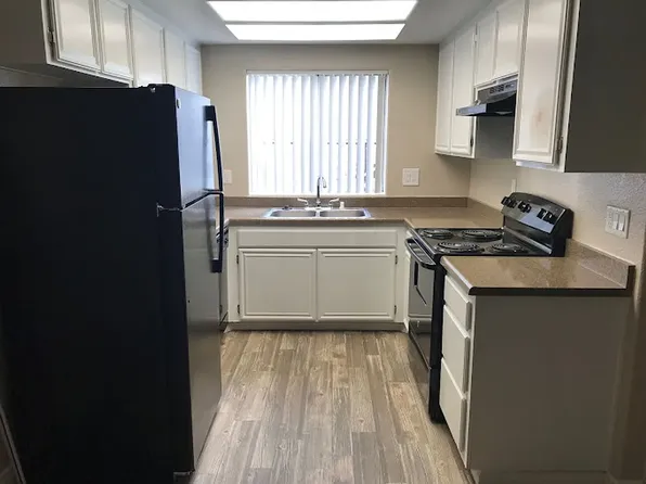 Lakeshore Terrace, 12345 Lakeshore Dr #1, Lakeside, CA 92040