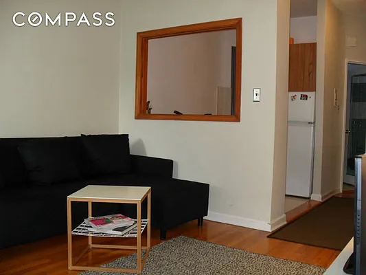 Rented by Compass | media 18