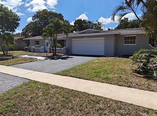 4890 NW 7th St #2, Fort Lauderdale, FL 33317