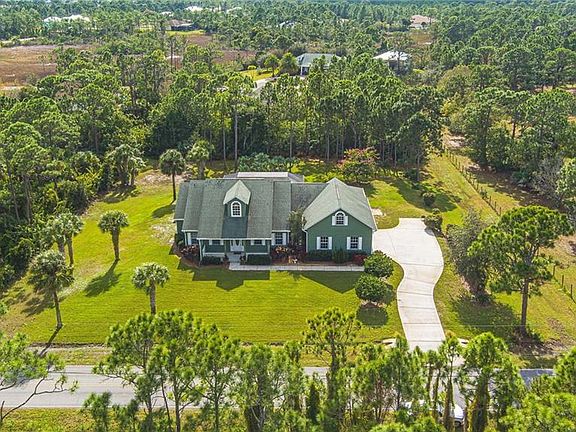 3rd image of 2295 Cypress Lake Dr