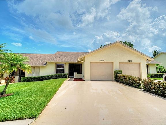 5th image of 7739 SE Sugar Sand Cir