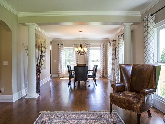 4th image of 2478 Deseret Dr