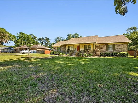 4th image of 189 Alexander Ct